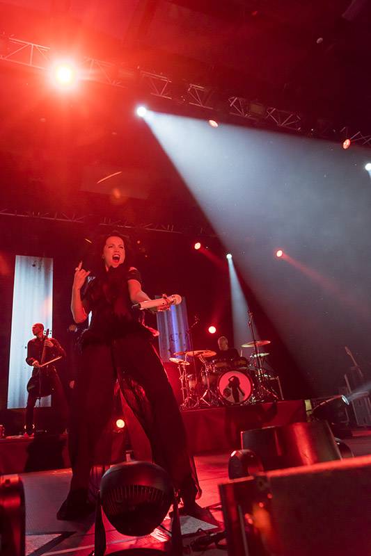 Tarja se s novým albem vrátila do Prahy. Forum Karlín padlo