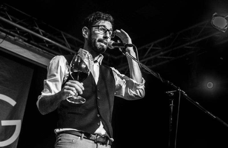 Jump! pokřtil desku Into The Field na palubě Cargo Gallery, která se vrátila do Prahy