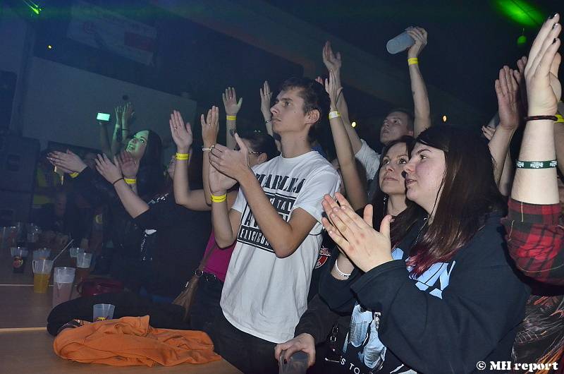 Harlej, zakázanÝovoce a Gate Crasher to rozjeli v plzeňské Šeříkovce