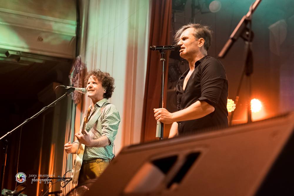 MIG 21 završili podzimní turné ve vyprodaném Pekle v Plzni