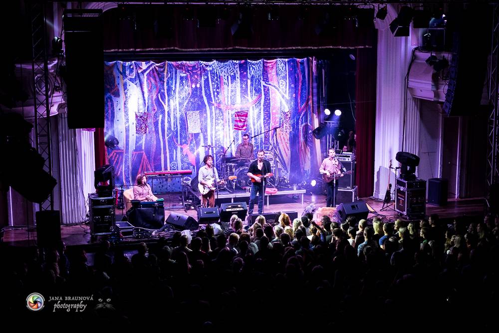 MIG 21 završili podzimní turné ve vyprodaném Pekle v Plzni