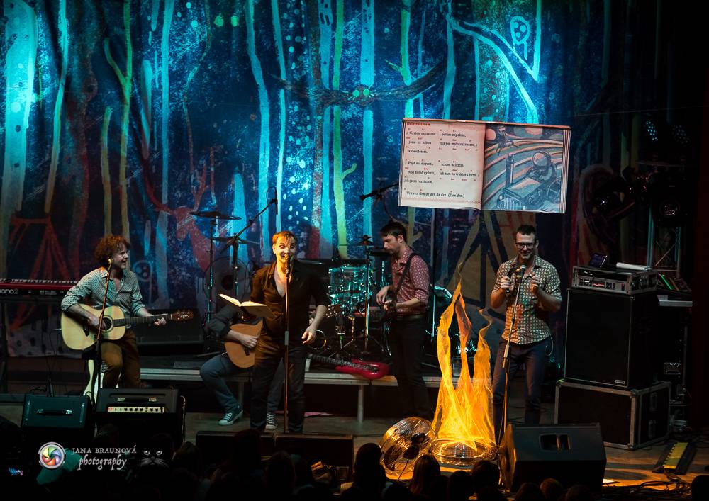 MIG 21 završili podzimní turné ve vyprodaném Pekle v Plzni