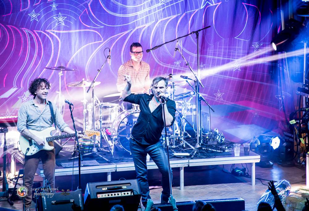 MIG 21 završili podzimní turné ve vyprodaném Pekle v Plzni