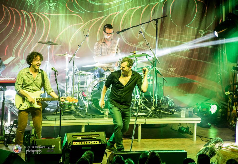 MIG 21 završili podzimní turné ve vyprodaném Pekle v Plzni