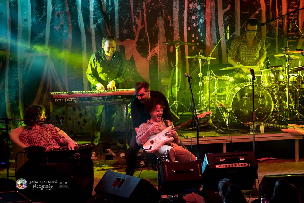 MIG 21 završili podzimní turné ve vyprodaném Pekle v Plzni