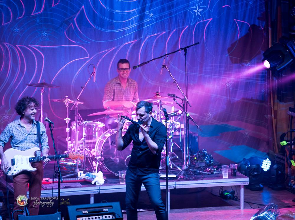 MIG 21 završili podzimní turné ve vyprodaném Pekle v Plzni