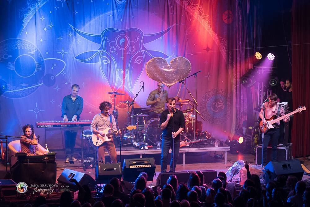 MIG 21 završili podzimní turné ve vyprodaném Pekle v Plzni