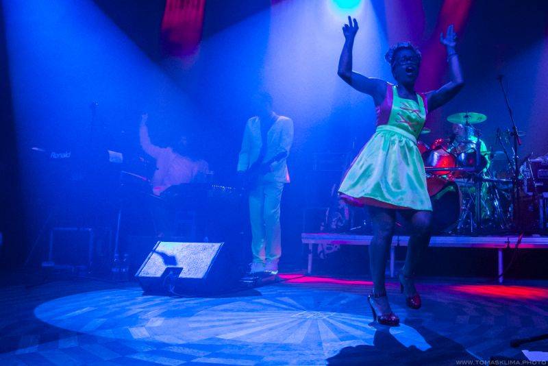 Monkey Business odstartovali sérii tří koncertů v Lucerna Music Baru, podívejte se na 360° fotky 