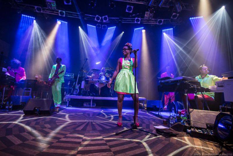 Monkey Business odstartovali sérii tří koncertů v Lucerna Music Baru, podívejte se na 360° fotky 