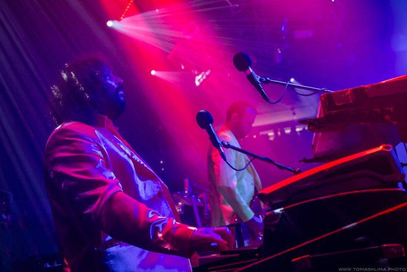 Monkey Business odstartovali sérii tří koncertů v Lucerna Music Baru, podívejte se na 360° fotky 