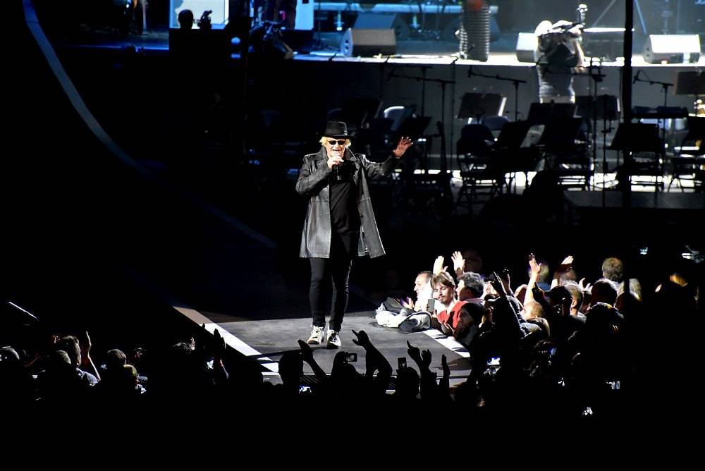 Pražský výběr oslavil v O2 areně čtyřicítku se symfonickým orchestrem i Ivou Pazderkovou nebo Ondřejem Soukupem