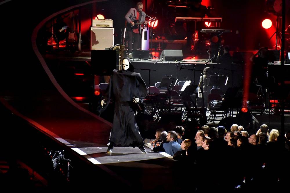 Pražský výběr oslavil v O2 areně čtyřicítku se symfonickým orchestrem i Ivou Pazderkovou nebo Ondřejem Soukupem