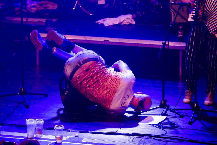 Řádění Tří sester přihlíželo nadšené Sono centrum v Brně