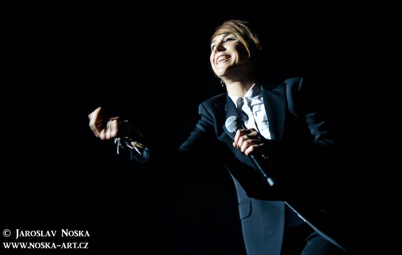 Zaz ve Foru Karlín znovu potvrdila, že je miláčkem českého publika