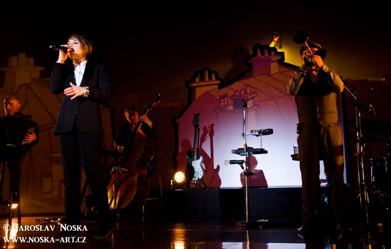 Zaz ve Foru Karlín znovu potvrdila, že je miláčkem českého publika