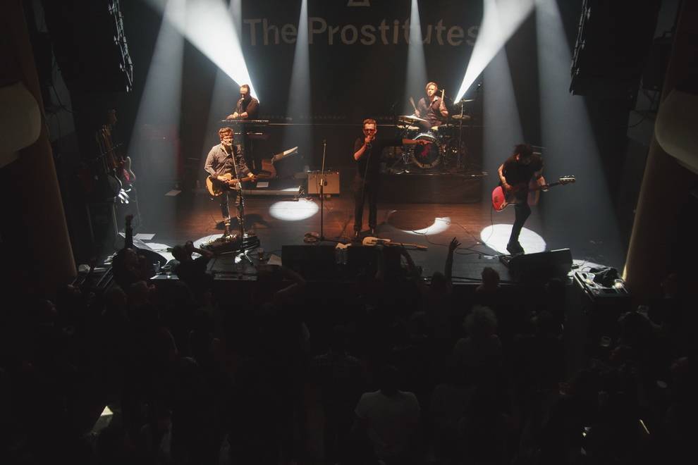 The Prostitutes hráli před návratem do studia v Akropoli, představil se i Nèro Scartch