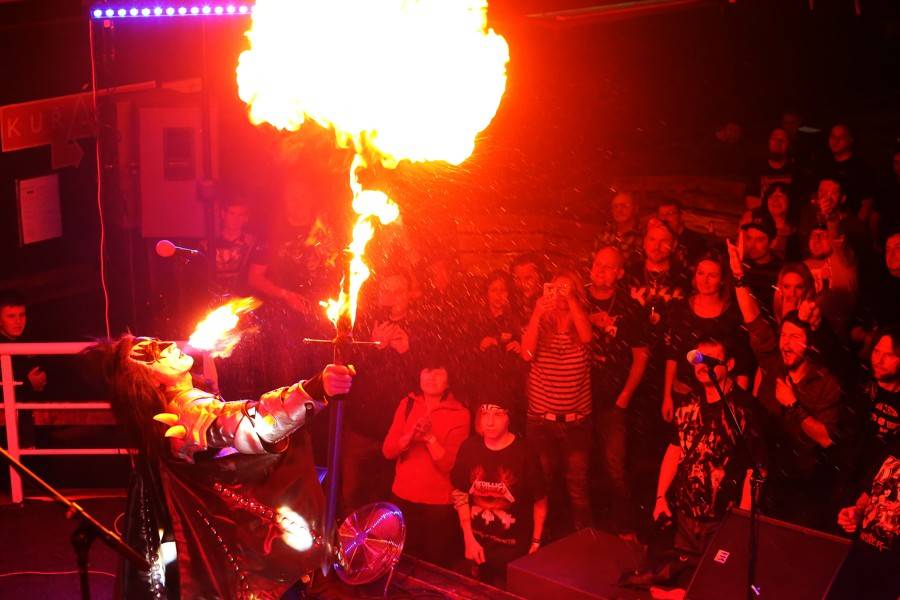 Maďarští Kissáci plivali v Kroměříži oheň