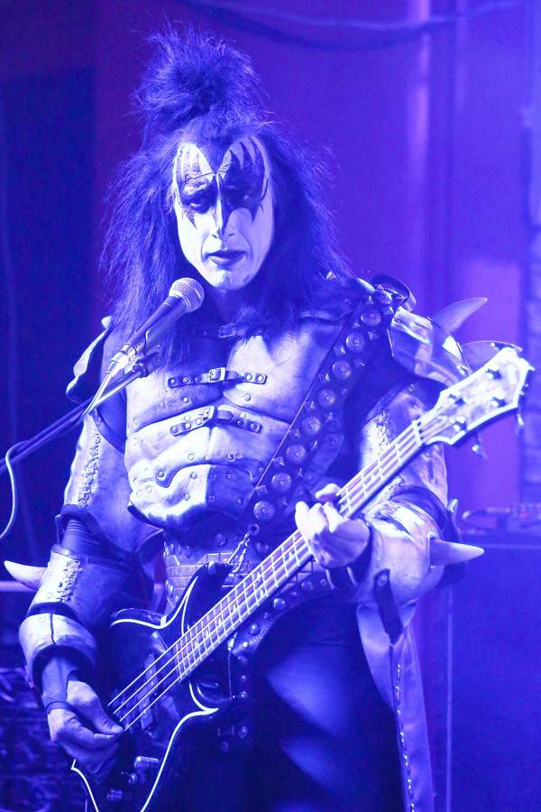 Maďarští Kissáci plivali v Kroměříži oheň