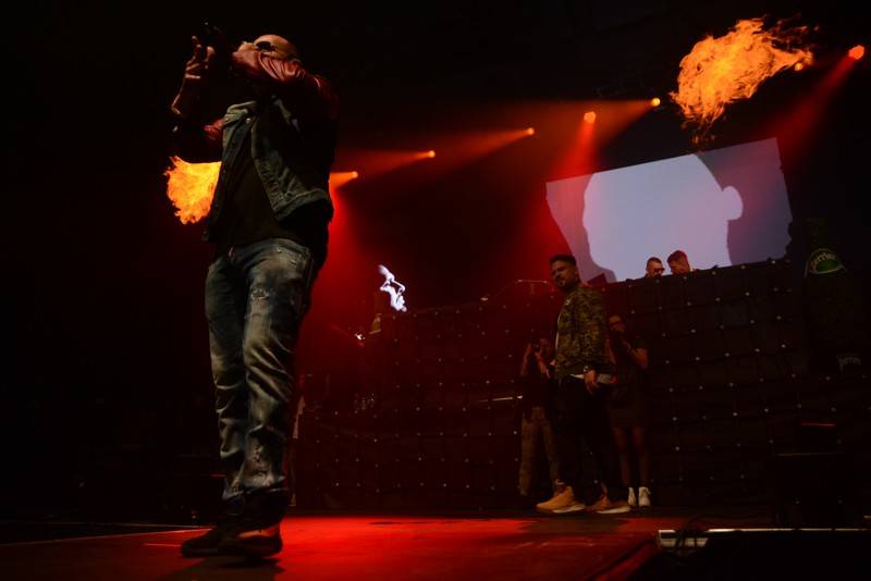 Rytmus křtil ve Foru Karlín ve velkém stylu: Dorazili i Marpo, Ektor, James Cole nebo královna twerku