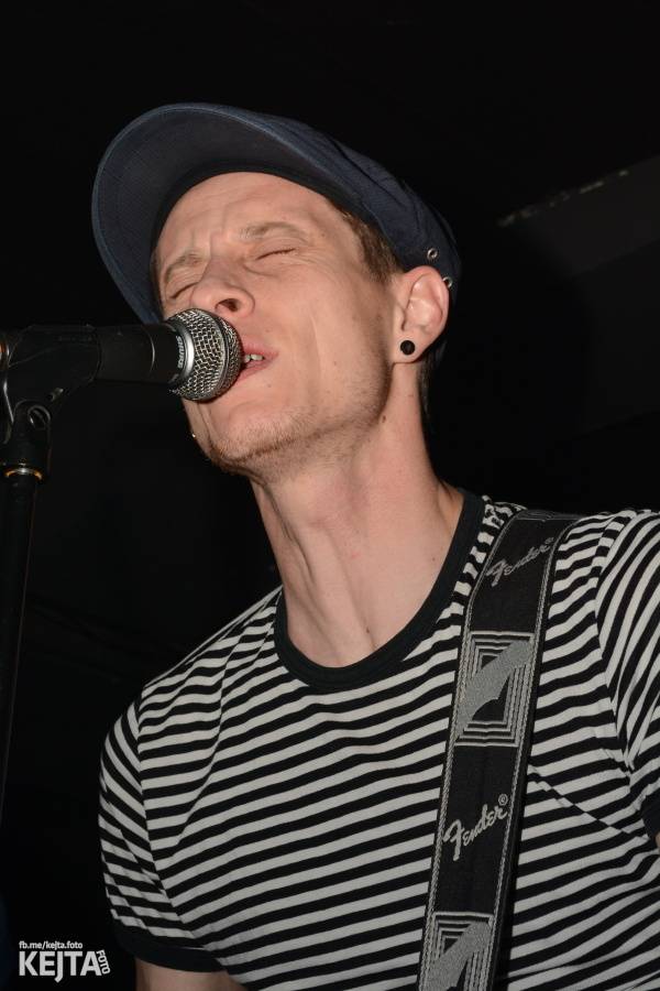 Kids and Heroes Punkrock X-mas: Pražský klub Storm se změnil v punkrockovou saunu