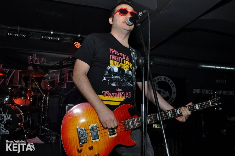 Kids and Heroes Punkrock X-mas: Pražský klub Storm se změnil v punkrockovou saunu