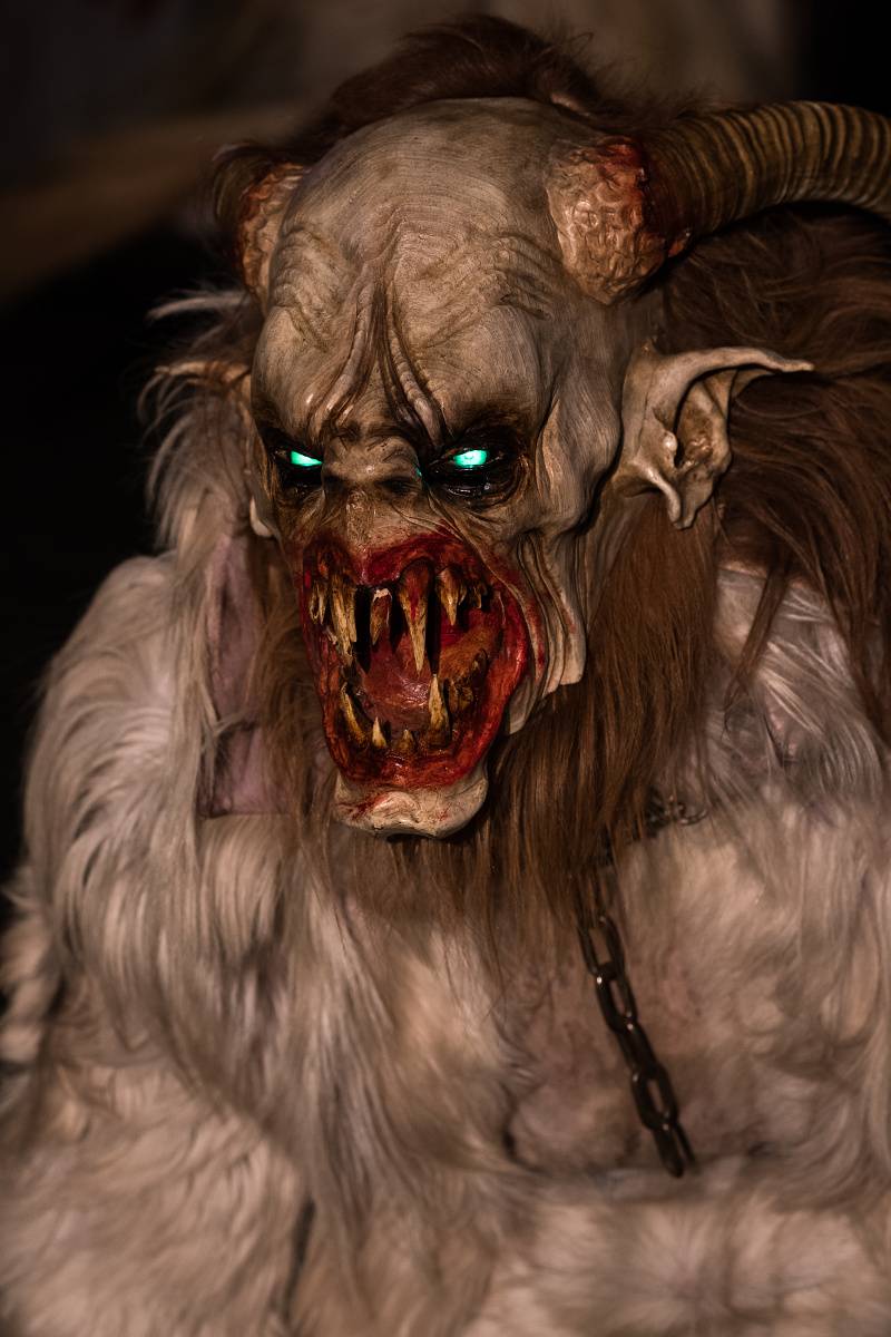 Krampus Show Kaplice: Koncert Mňágy a Žďorp a přehlídka úchvatných masek