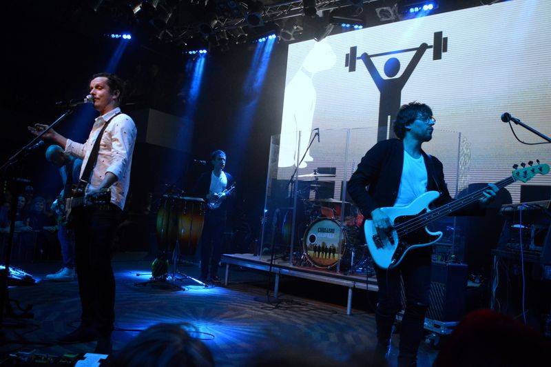 Chinaski dostali Slavíky na koncertě, mezi svými fanoušky