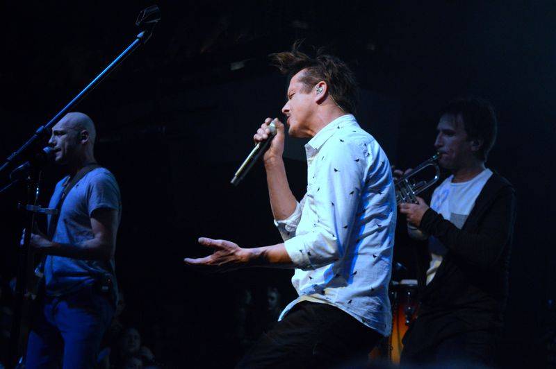 Chinaski dostali Slavíky na koncertě, mezi svými fanoušky