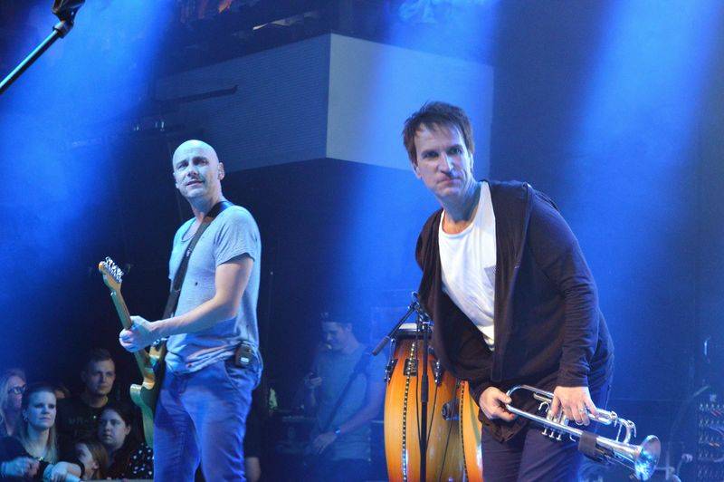 Chinaski dostali Slavíky na koncertě, mezi svými fanoušky