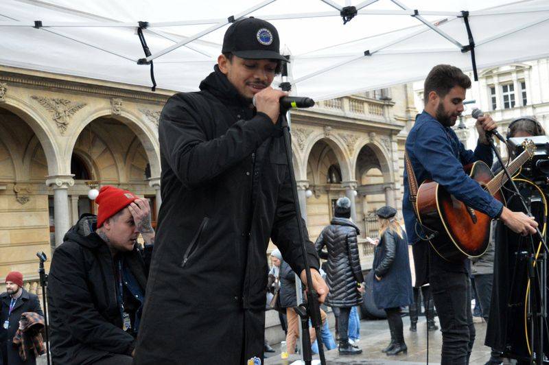 Benefiční koncert na Náměstí Václava Havla: Kryštof, Tomáš Klus, Ben Cristovao, Lenny a další hvězdy