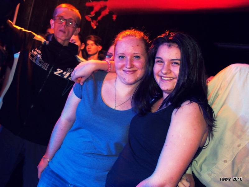 Vypsaná Fixa naděluje: Márdi a Pítrs rozdávali na intru v Pardubicích hudební dárky