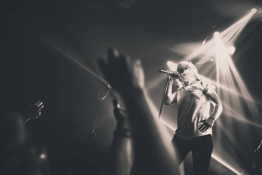 Skyline proměnili Roxy v divokou džungli