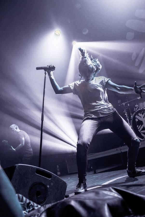 Skyline proměnili Roxy v divokou džungli