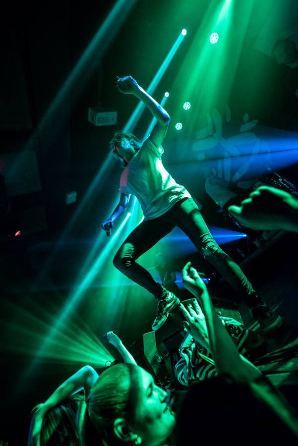 Skyline proměnili Roxy v divokou džungli