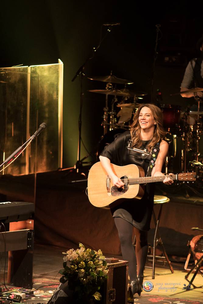 Aneta Langerová naplnila Forum Karlín svojí vlnou radosti  