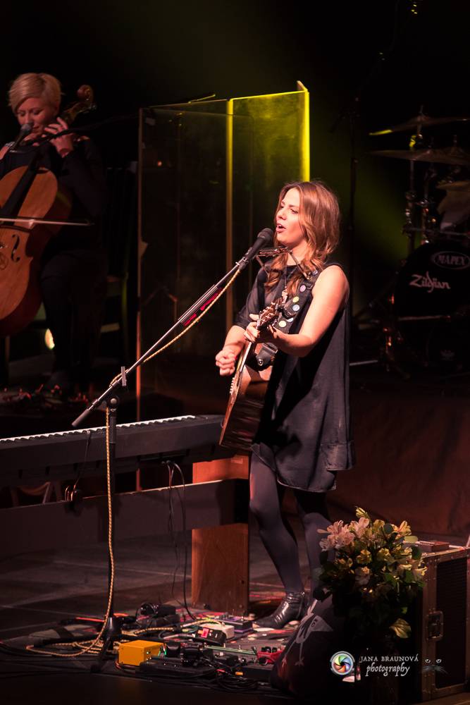 Aneta Langerová naplnila Forum Karlín svojí vlnou radosti  