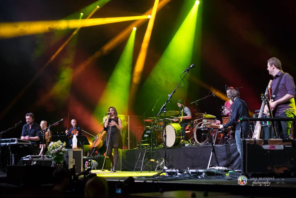 Aneta Langerová naplnila Forum Karlín svojí vlnou radosti  