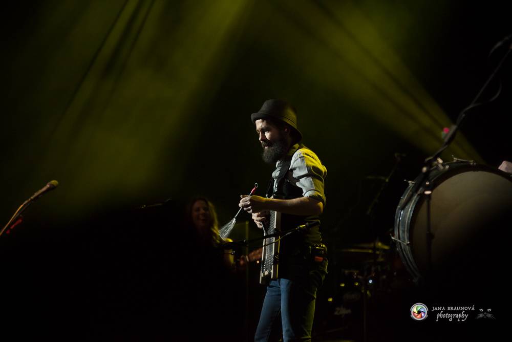 Aneta Langerová naplnila Forum Karlín svojí vlnou radosti  