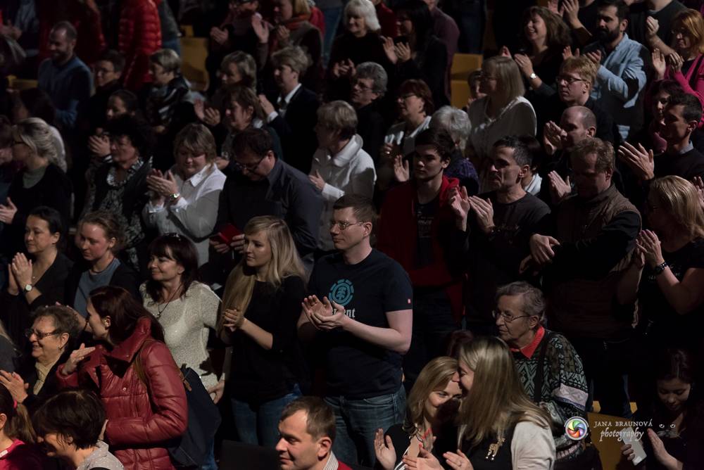 Aneta Langerová naplnila Forum Karlín svojí vlnou radosti  