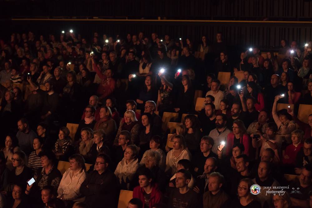 Aneta Langerová naplnila Forum Karlín svojí vlnou radosti  