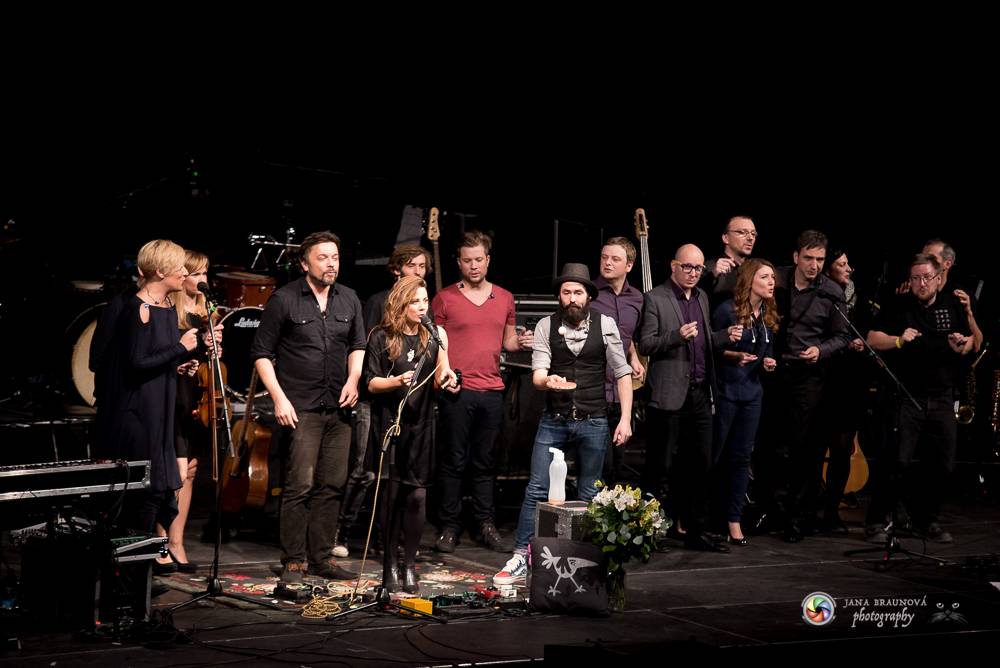 Aneta Langerová naplnila Forum Karlín svojí vlnou radosti  