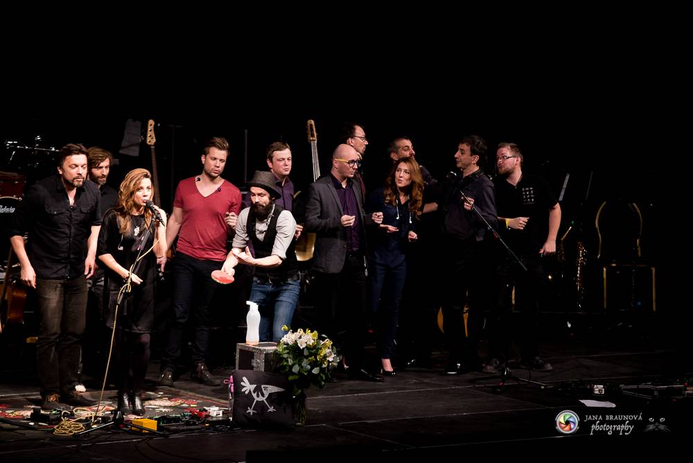 Aneta Langerová naplnila Forum Karlín svojí vlnou radosti  