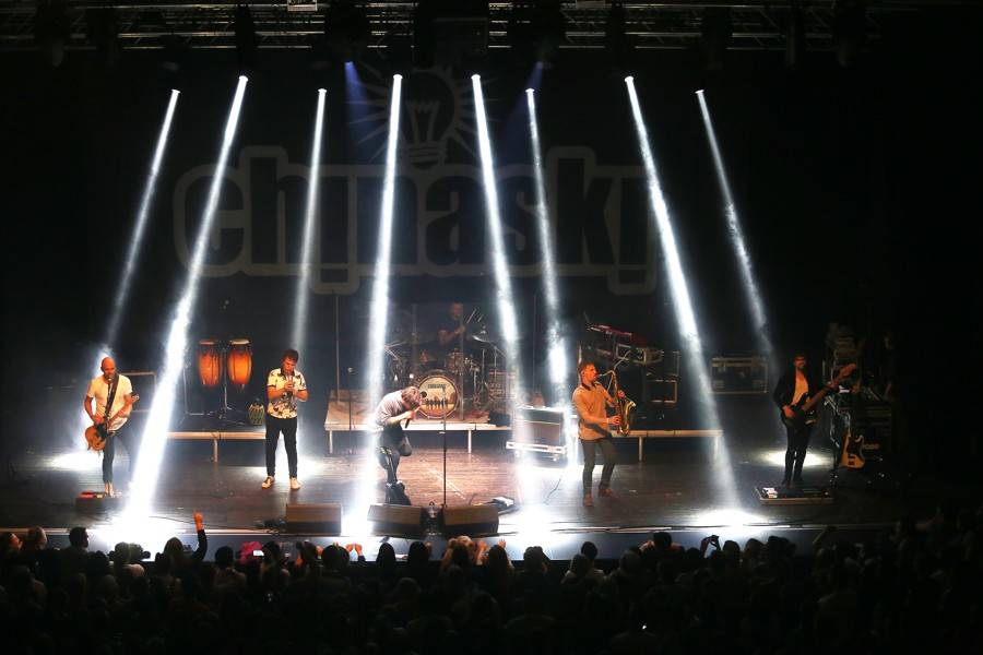 Chinaski odehráli v Brně poslední koncert před pauzou, došlo i na novinku Tamaryšek