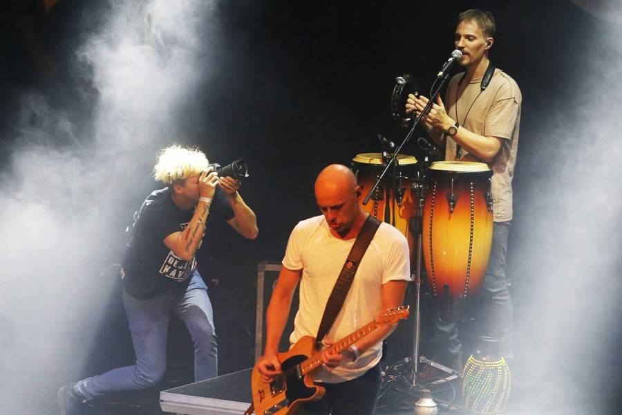 Chinaski odehráli v Brně poslední koncert před pauzou, došlo i na novinku Tamaryšek