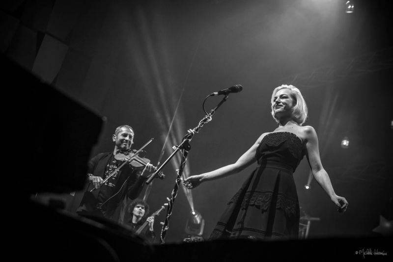 Čechomor odehrál vánoční koncert ve Foru Karlín, došlo i na křest vinylu Proměny