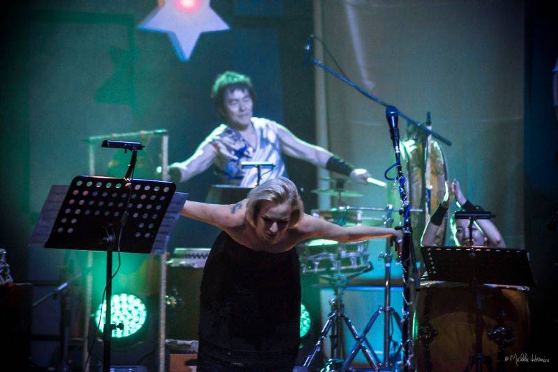 Čechomor odehrál vánoční koncert ve Foru Karlín, došlo i na křest vinylu Proměny