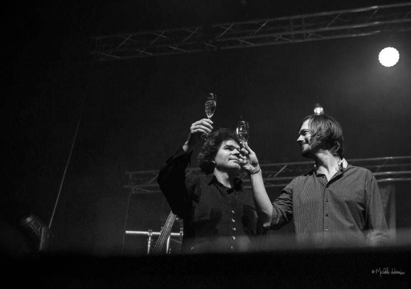 Čechomor odehrál vánoční koncert ve Foru Karlín, došlo i na křest vinylu Proměny