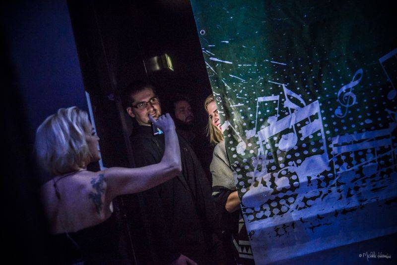 Čechomor odehrál vánoční koncert ve Foru Karlín, došlo i na křest vinylu Proměny