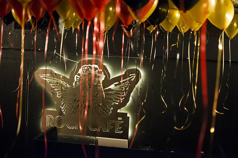 Narozeniny Rock Café slavili fanoušci spolu s Mydy Rabycad a Marimba Live Drums