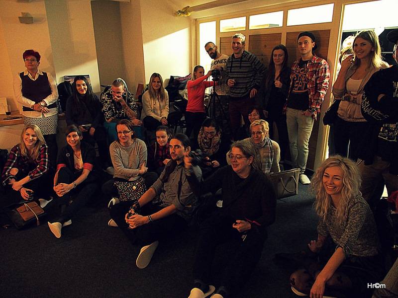 Lukáš Vincour z Pipes and Pints pokřtil svou Cestu. Kniha má lidem předávat mír a lásku